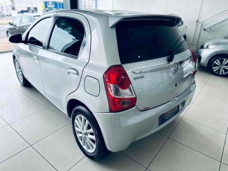 TOYOTA Etios Hatch 1.5 16V 4P FLEX XLS, Foto 6