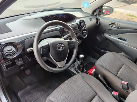 TOYOTA Etios Hatch 1.3 16V 4P FLEX X, Foto 18