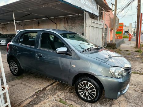 TOYOTA Etios Hatch 1.3 16V 4P FLEX X, Foto 3