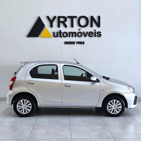 TOYOTA Etios Hatch 1.3 16V 4P FLEX X, Foto 6