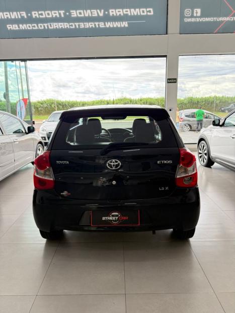 TOYOTA Etios Hatch 1.3 16V 4P FLEX X, Foto 5