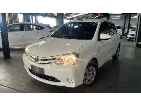 TOYOTA Etios Hatch 1.5 16V 4P FLEX XS, Foto 3