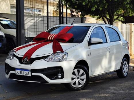 TOYOTA Etios Hatch 1.3 16V 4P FLEX X, Foto 1