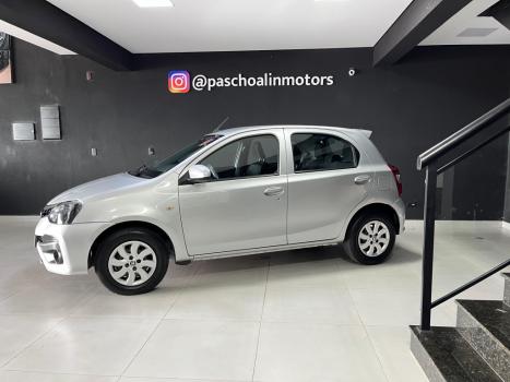 TOYOTA Etios Hatch 1.3 16V 4P FLEX X, Foto 6