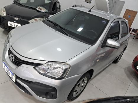 TOYOTA Etios Hatch 1.3 16V 4P FLEX X AUTOMTICO, Foto 5