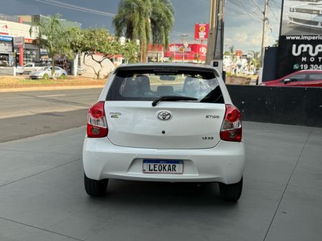 TOYOTA Etios Hatch 1.5 16V 4P FLEX XS AUTOMTICO, Foto 6