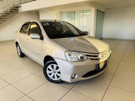 TOYOTA Etios Hatch 1.5 16V 4P FLEX XS, Foto 2