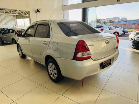 TOYOTA Etios Hatch 1.5 16V 4P FLEX XS, Foto 5