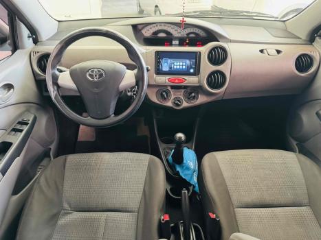 TOYOTA Etios Hatch 1.5 16V 4P FLEX XS, Foto 9