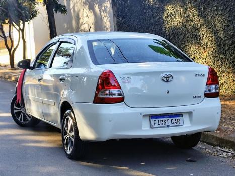 TOYOTA Etios Hatch 1.5 16V 4P FLEX XS AUTOMTICO, Foto 6