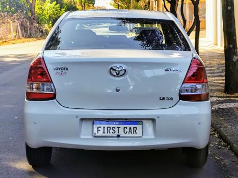 TOYOTA Etios Hatch 1.5 16V 4P FLEX XS AUTOMTICO, Foto 7