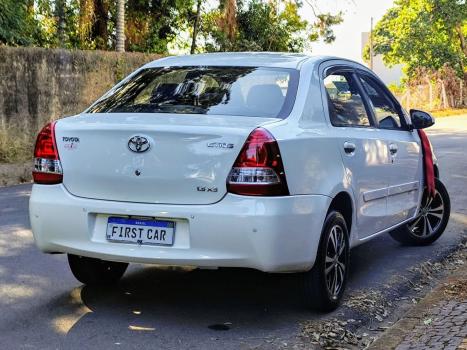 TOYOTA Etios Hatch 1.5 16V 4P FLEX XS AUTOMTICO, Foto 8