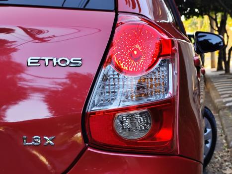 TOYOTA Etios Hatch 1.3 16V 4P FLEX X, Foto 11