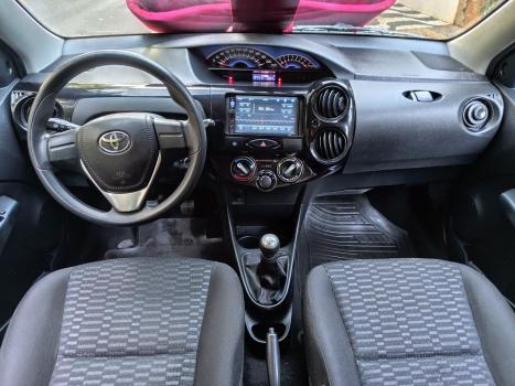 TOYOTA Etios Hatch 1.3 16V 4P FLEX X, Foto 12