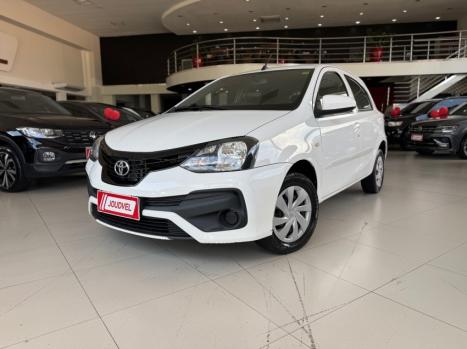 TOYOTA Etios Hatch 1.3 16V 4P FLEX X, Foto 1