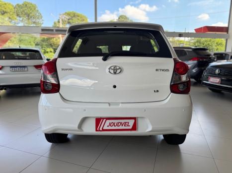 TOYOTA Etios Hatch 1.3 16V 4P FLEX X, Foto 5