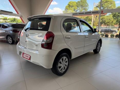 TOYOTA Etios Hatch 1.3 16V 4P FLEX X, Foto 7