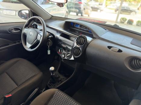 TOYOTA Etios Hatch 1.3 16V 4P FLEX X, Foto 18