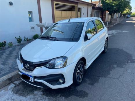 TOYOTA Etios Hatch 1.5 16V 4P FLEX PLATINUM AUTOMTICO, Foto 3