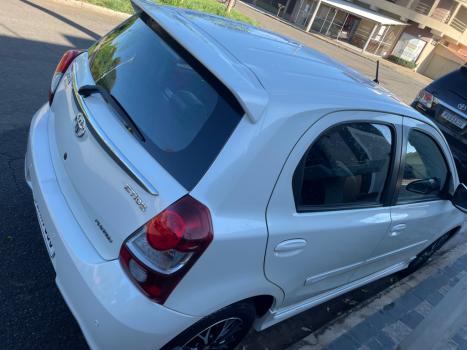 TOYOTA Etios Hatch 1.5 16V 4P FLEX PLATINUM AUTOMTICO, Foto 5