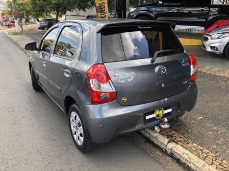 TOYOTA Etios Hatch 1.3 16V 4P FLEX X, Foto 10