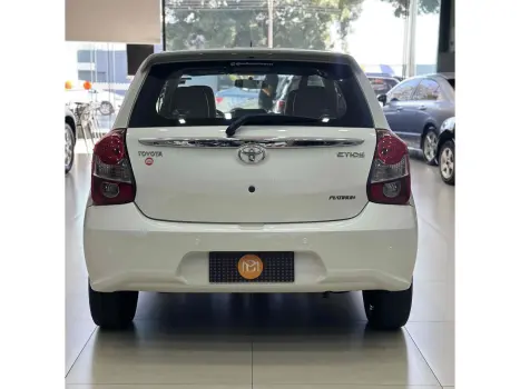 TOYOTA Etios Hatch 1.5 16V 4P FLEX PLATINUM, Foto 7