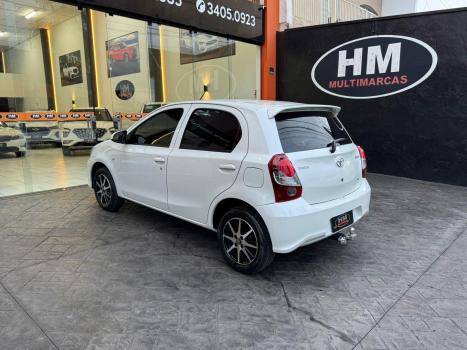 TOYOTA Etios Hatch 1.3 16V 4P FLEX X AUTOMTICO, Foto 8