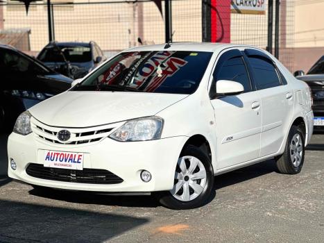 TOYOTA Etios Hatch 1.5 16V 4P FLEX XS, Foto 3