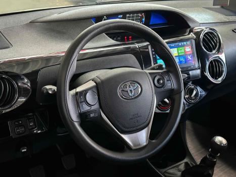 TOYOTA Etios Hatch 1.5 16V 4P FLEX XS, Foto 13