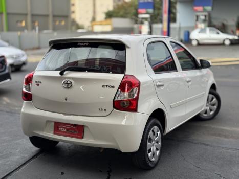 TOYOTA Etios Hatch 1.3 16V 4P FLEX X, Foto 5