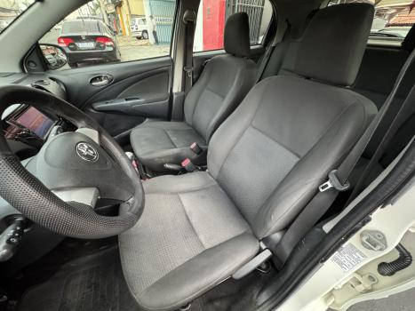 TOYOTA Etios Hatch 1.3 16V 4P FLEX X, Foto 8