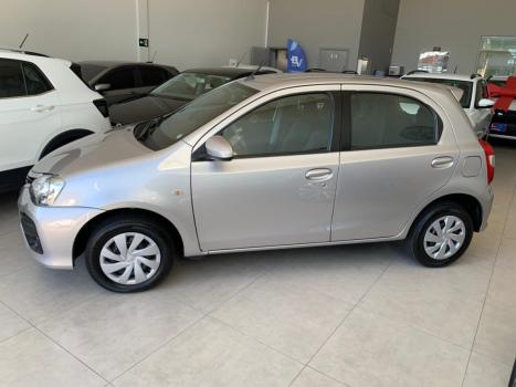 TOYOTA Etios Hatch 1.5 16V 4P FLEX XS AUTOMTICO, Foto 4