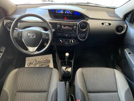TOYOTA Etios Hatch 1.5 16V 4P FLEX XS AUTOMTICO, Foto 9