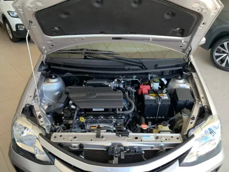 TOYOTA Etios Hatch 1.5 16V 4P FLEX XS AUTOMTICO, Foto 16