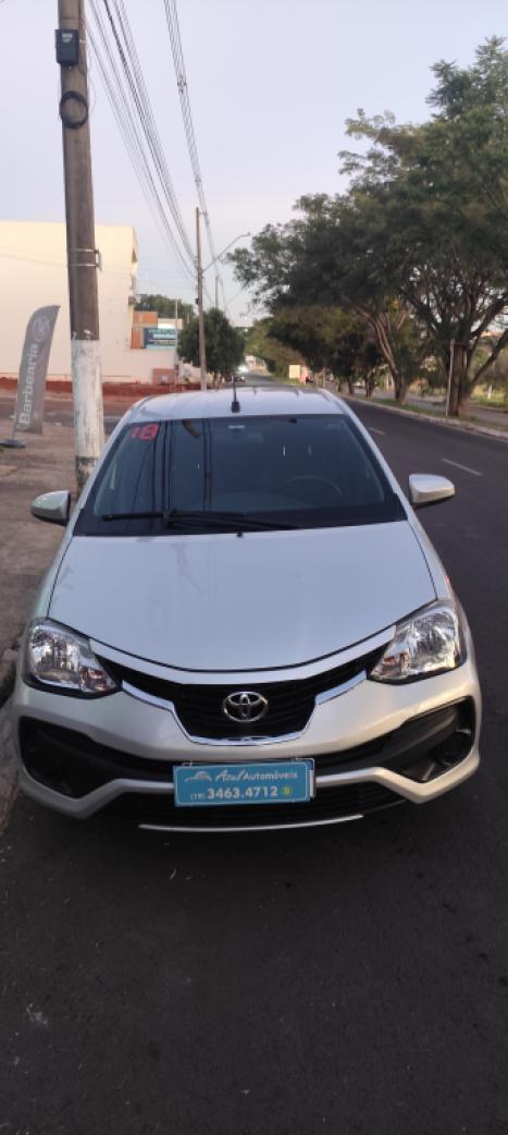 TOYOTA Etios Hatch 1.5 16V 4P FLEX XS, Foto 2