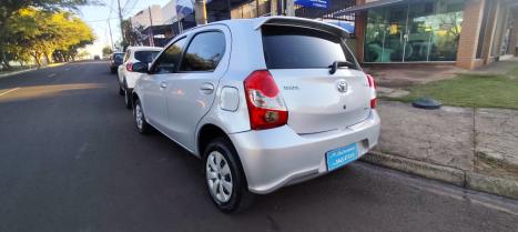 TOYOTA Etios Hatch 1.5 16V 4P FLEX XS, Foto 4