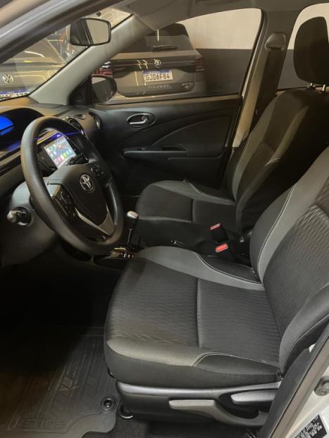 TOYOTA Etios Hatch 1.5 16V 4P FLEX X PLUS AUTOMTICO, Foto 7