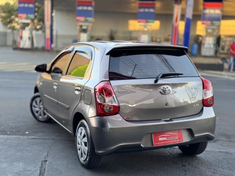 TOYOTA Etios Hatch 1.5 16V 4P FLEX XS, Foto 4