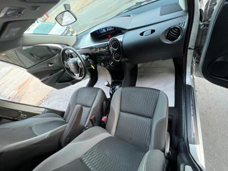 TOYOTA Etios Hatch 1.5 16V 4P FLEX X PLUS AUTOMTICO, Foto 11