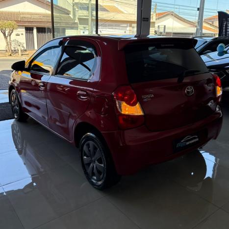 TOYOTA Etios Hatch 1.5 16V 4P FLEX XS, Foto 4