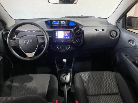 TOYOTA Etios Hatch 1.3 16V 4P FLEX X AUTOMTICO, Foto 7