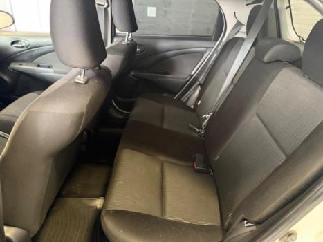 TOYOTA Etios Hatch 1.3 16V 4P FLEX X, Foto 7