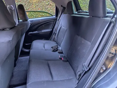 TOYOTA Etios Hatch 1.3 16V 4P FLEX X, Foto 10