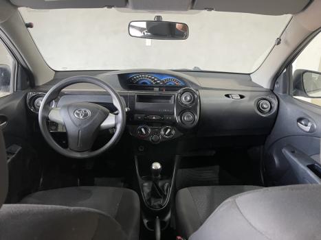 TOYOTA Etios Hatch 1.3 16V 4P FLEX X, Foto 10