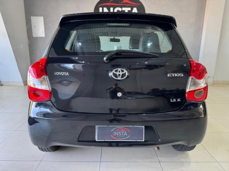 TOYOTA Etios Hatch 1.3 16V 4P FLEX, Foto 4