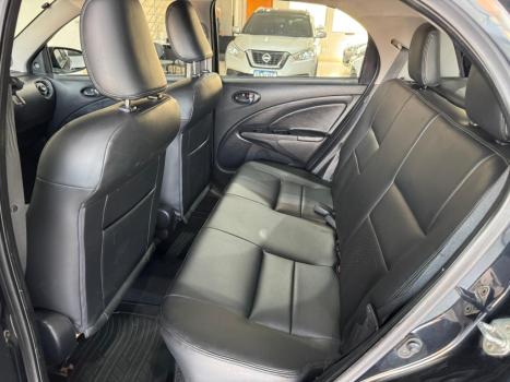 TOYOTA Etios Hatch 1.3 16V 4P FLEX, Foto 11