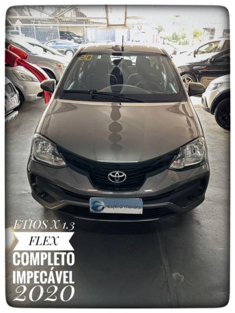 TOYOTA Etios Hatch 1.3 16V 4P FLEX X, Foto 1