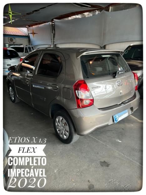 TOYOTA Etios Hatch 1.3 16V 4P FLEX X, Foto 5