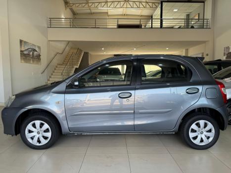 TOYOTA Etios Hatch 1.5 16V 4P FLEX XS, Foto 6