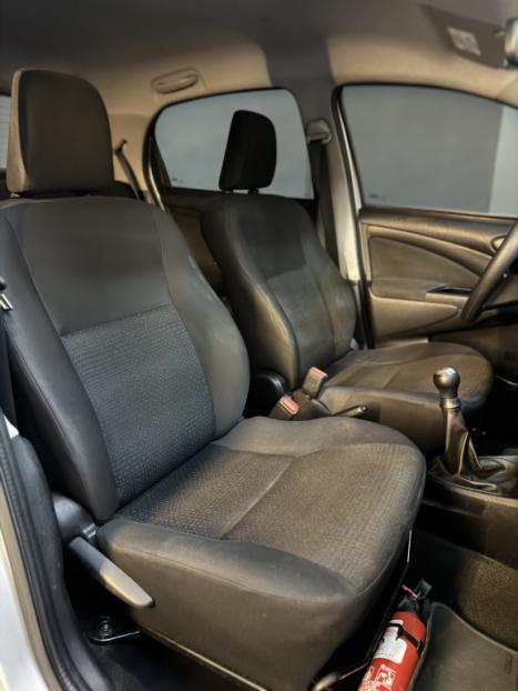 TOYOTA Etios Hatch 1.3 16V 4P FLEX X, Foto 9